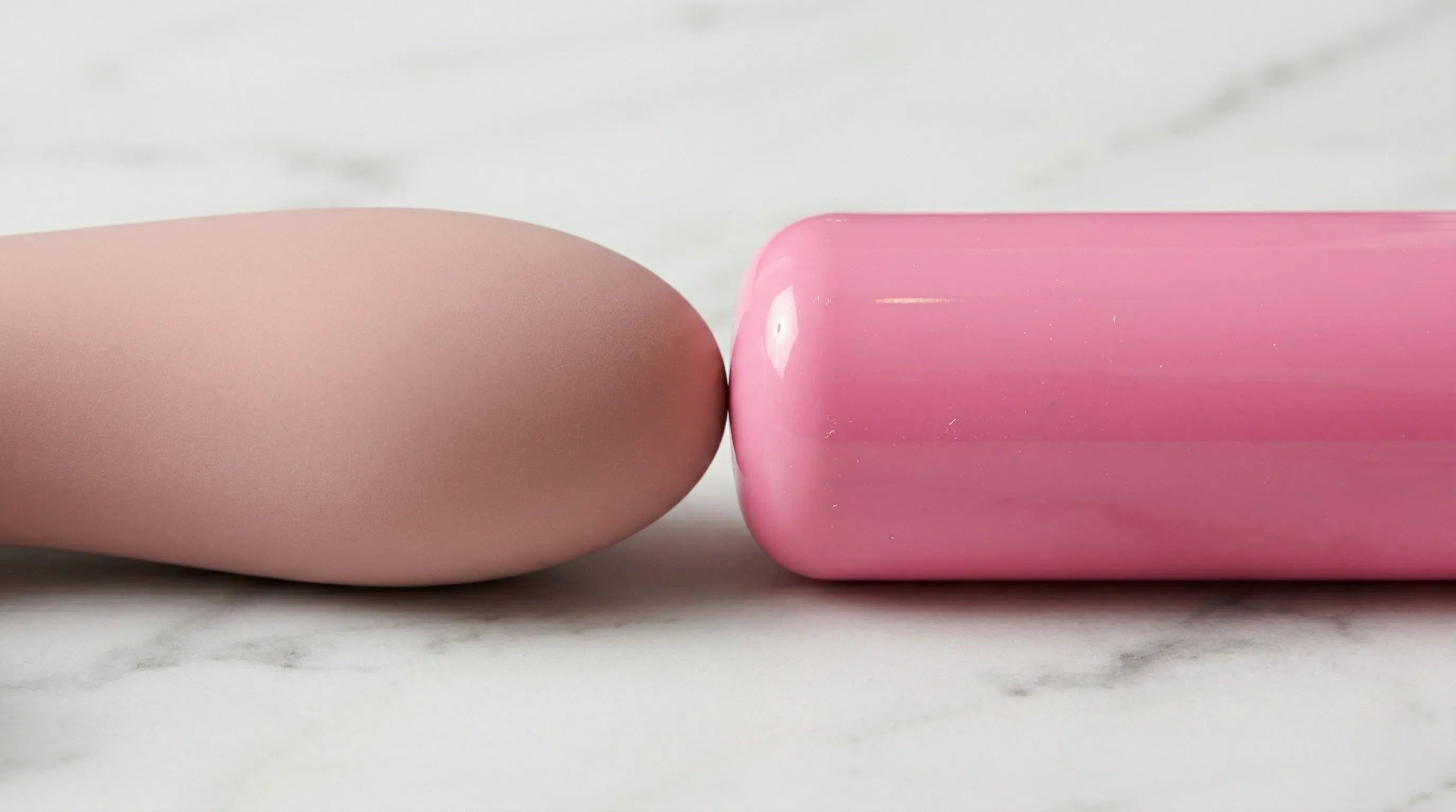 Silicone vs plastic vibrator surface comparison — material quality difference between expensive and cheap
